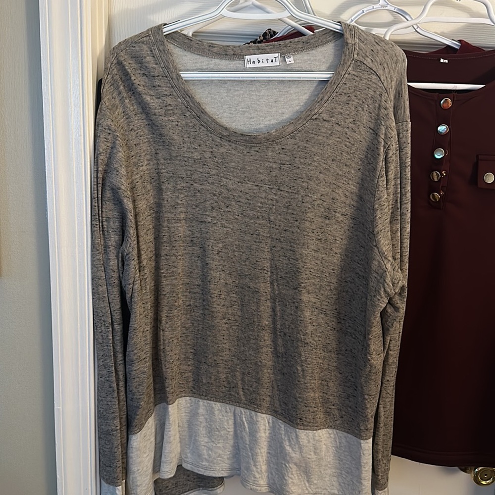 Closet clean out! Lot of 8 shirts
